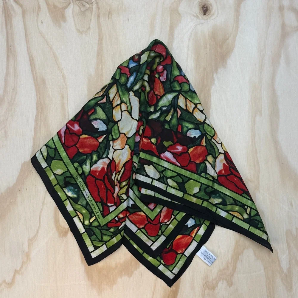Metropolitan Museum Art Silk Scarf Stained Glass Floral Tiffany Red Green 21in